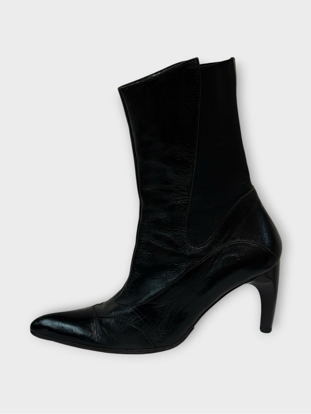 Espace Black Leather Pointed Toe Ankle Boots